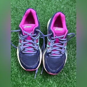 Asics Women’s Blue‎ and Pink Athletic Shoes for Running Size 6
